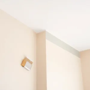 Jak odciąć sufit od ściany przy malowaniu